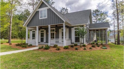 Single-Story, 4-Bedroom Traditional Home with Mud Room (Floor Plans)