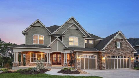 Exclusive Craftsman House With Amazing Great Room (Floor Plan)