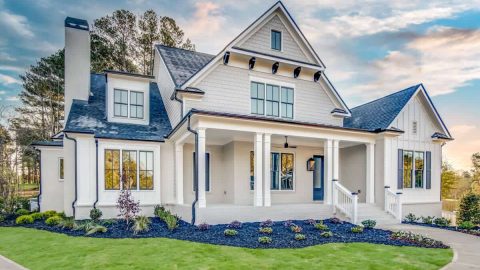 Craftsman Home Offering Spacious Luxury Living (Floor Plans)
